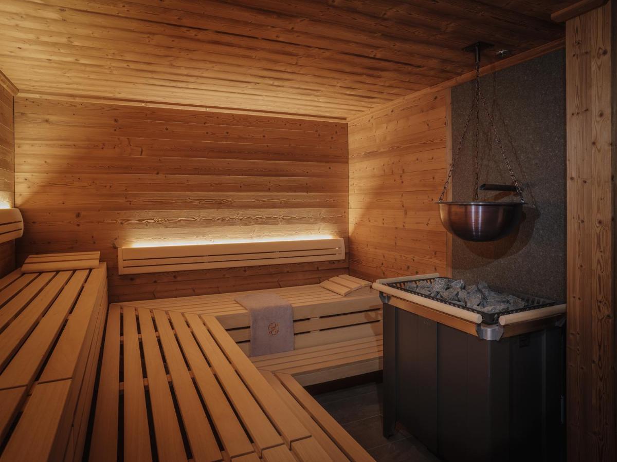 Althoff Grandhotel Schloss Bensberg Bergisch Gladbach Exterior photo A modern Finnish sauna