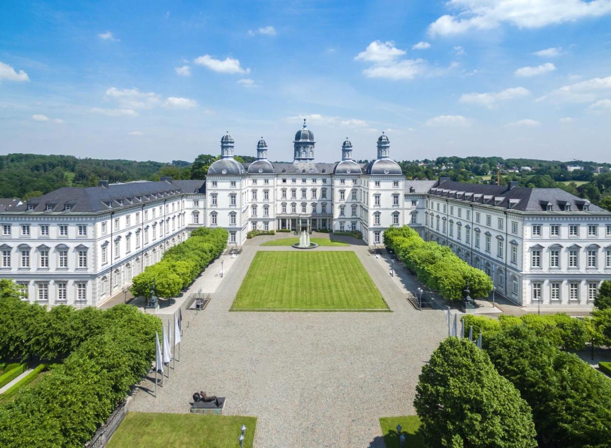 Althoff Grandhotel Schloss Bensberg Bergisch Gladbach Exterior photo Aerial view of the university's main building