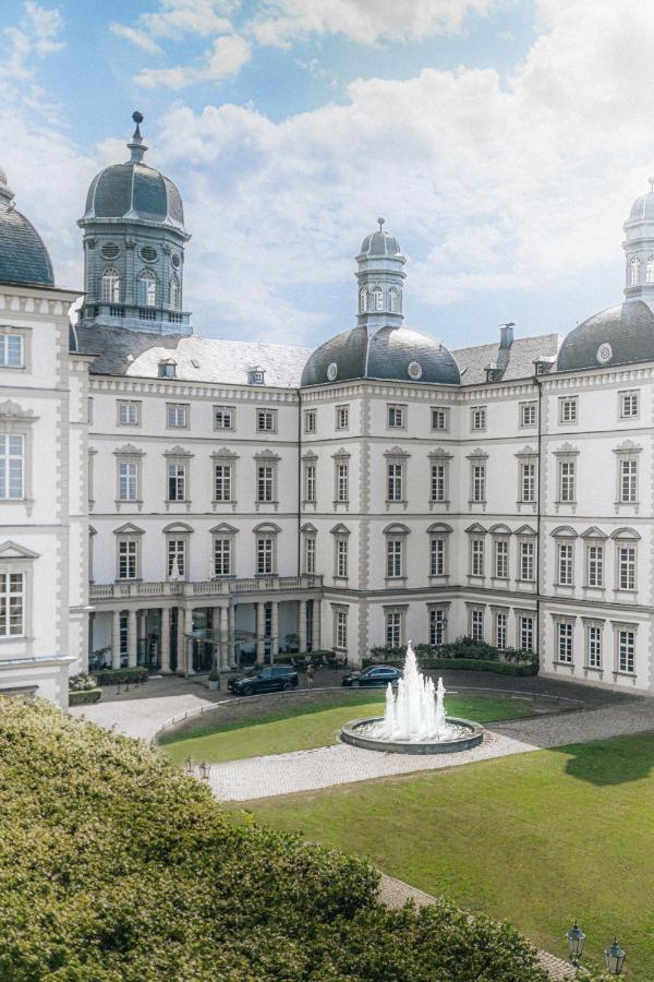 Althoff Grandhotel Schloss Bensberg Bergisch Gladbach Exterior photo The Château de la Malmaison
