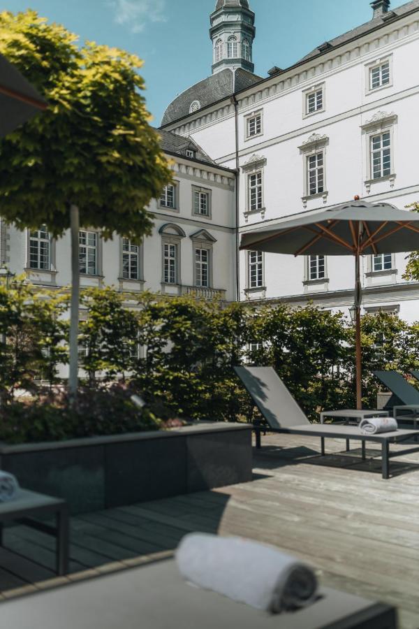 Althoff Grandhotel Schloss Bensberg Bergisch Gladbach Exterior photo The hotel's garden