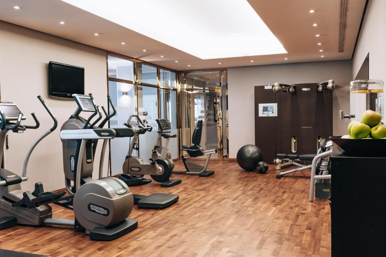 Althoff Grandhotel Schloss Bensberg Bergisch Gladbach Exterior photo The gym at the hotel