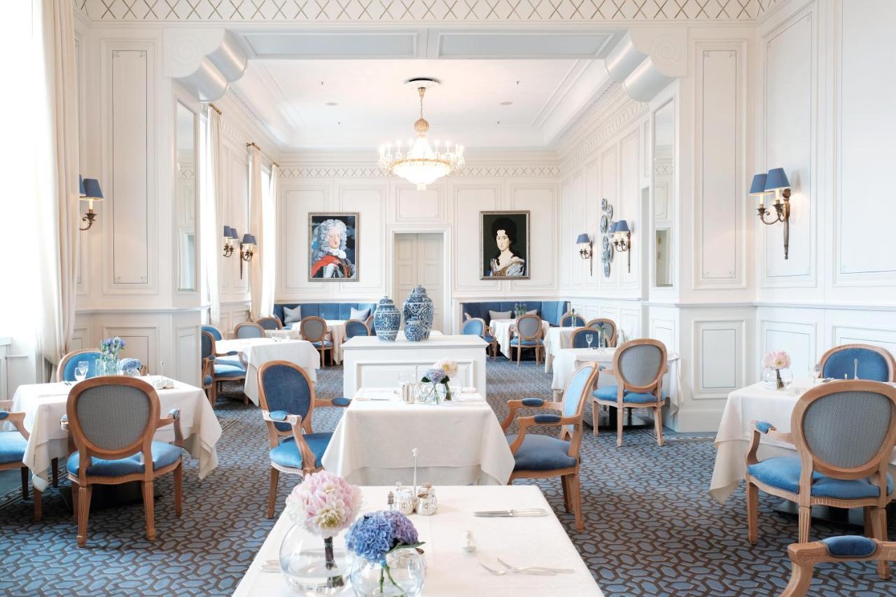 Althoff Grandhotel Schloss Bensberg Bergisch Gladbach Exterior photo The dining room at the Hotel de Chambord